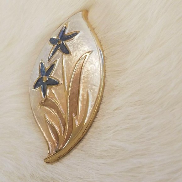 VIntage Full Stem Flower Brooch 4355 - Picture 4 of 8